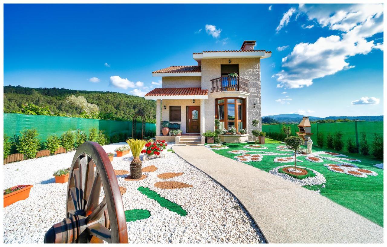 Casa Victoria Garden Con Jacuzzi Y Piscina Vila Caldas De Reis Exterior foto