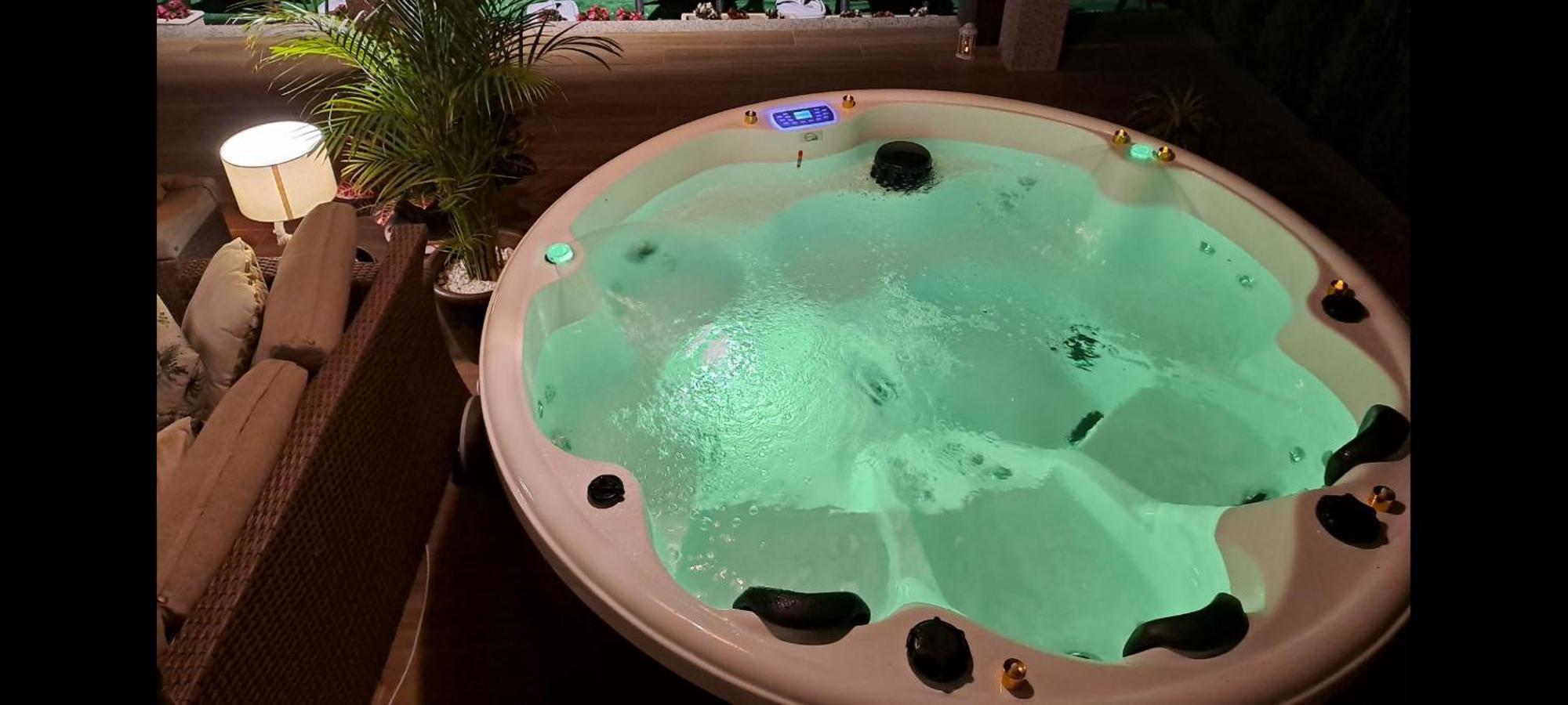 Casa Victoria Garden Con Jacuzzi Y Piscina Vila Caldas De Reis Quarto foto